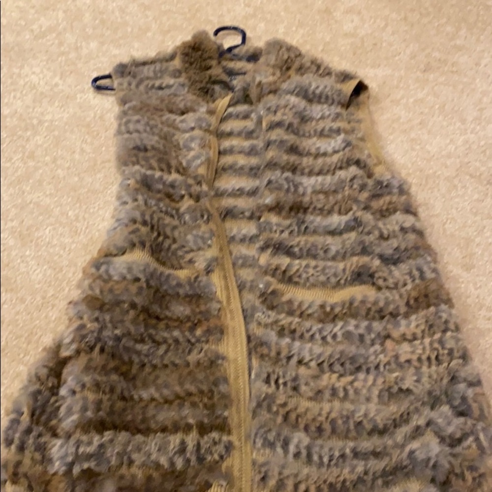 Real Fur Vest. - image 1